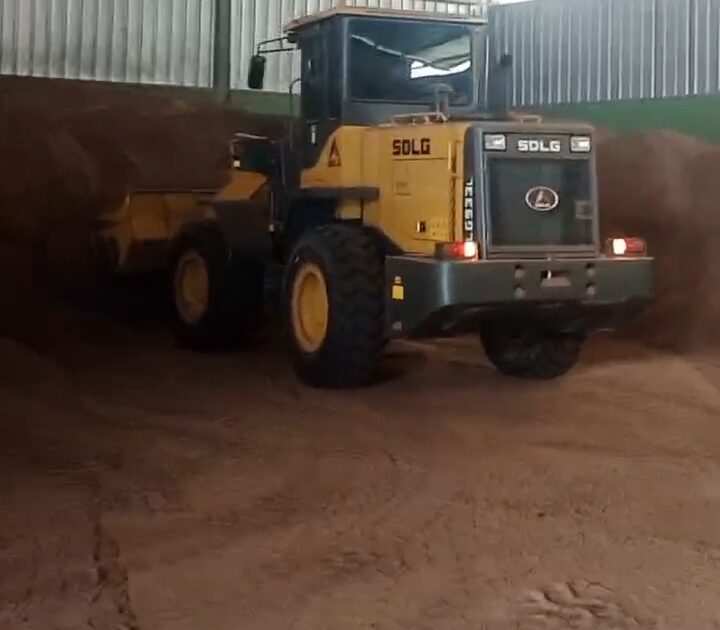 Pemasok Bungkil Sawit untuk Pakan Ternak – Solusi Nutrisi, Harga Stabil, dan Suplai Berkelanjutan